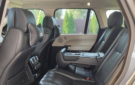 Land Rover Range Rover IV рестайлинг, 2015 год, 3 900 000 рублей, 4 фотография