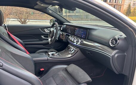 Mercedes-Benz E-Класс AMG, 2018 год, 4 850 000 рублей, 11 фотография