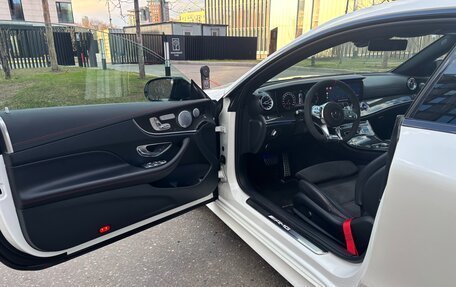 Mercedes-Benz E-Класс AMG, 2018 год, 4 850 000 рублей, 14 фотография