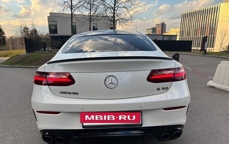 Mercedes-Benz E-Класс AMG, 2018 год, 4 850 000 рублей, 10 фотография