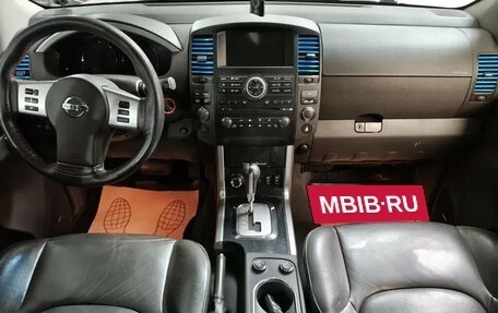 Nissan Pathfinder, 2011 год, 1 700 000 рублей, 10 фотография