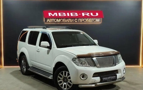 Nissan Pathfinder, 2011 год, 1 700 000 рублей, 5 фотография