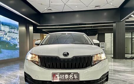 Skoda Kamiq I, 2025 год, 1 976 000 рублей, 2 фотография