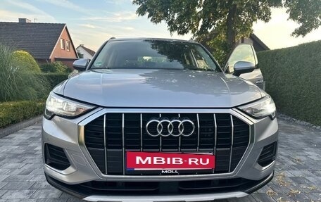 Audi Q3, 2022 год, 1 900 000 рублей, 4 фотография