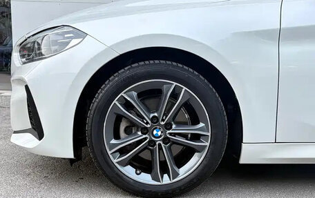 BMW 1 серия, 2022 год, 1 785 000 рублей, 18 фотография