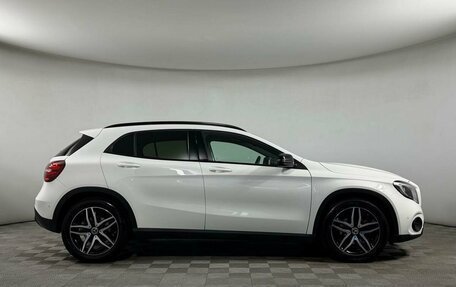 Mercedes-Benz GLA, 2019 год, 2 199 000 рублей, 4 фотография