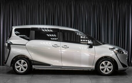 Toyota Sienta II, 2019 год, 1 569 000 рублей, 5 фотография