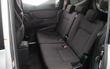 Toyota Sienta II, 2019 год, 1 569 000 рублей, 7 фотография