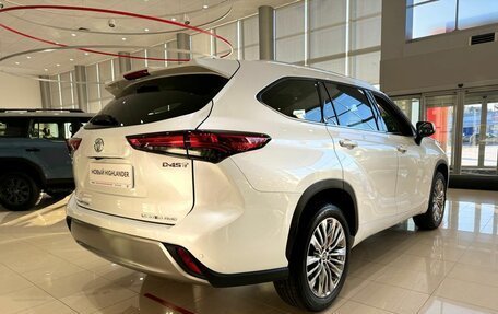 Toyota Highlander, 2026 год, 5 990 000 рублей, 4 фотография