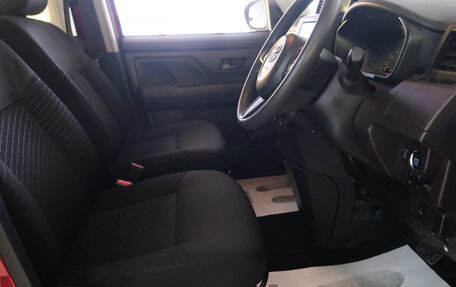 Toyota Roomy I, 2020 год, 1 099 000 рублей, 8 фотография