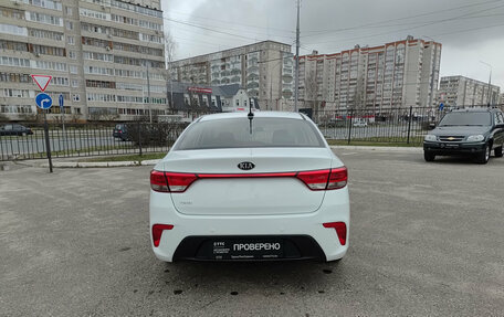 KIA Rio IV, 2018 год, 1 465 000 рублей, 10 фотография
