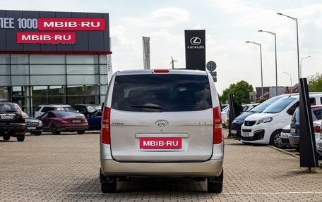 Hyundai H-1 II рестайлинг, 2012 год, 1 895 000 рублей, 5 фотография