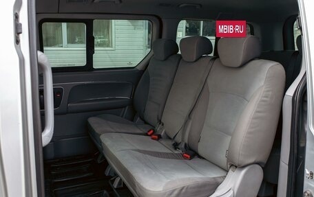 Hyundai H-1 II рестайлинг, 2012 год, 1 895 000 рублей, 16 фотография