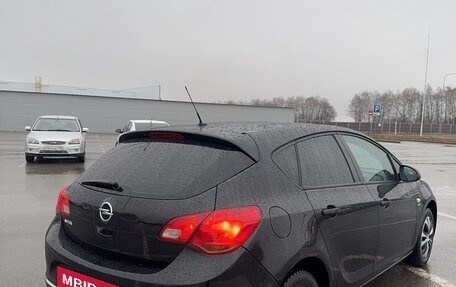 Opel Astra J, 2013 год, 540 000 рублей, 4 фотография