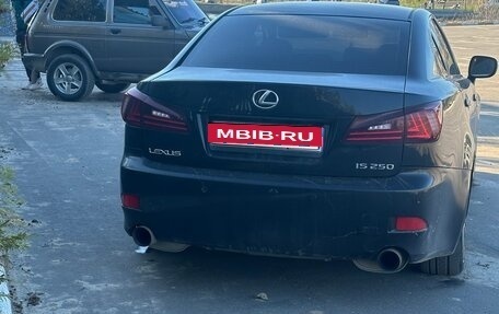 Lexus IS II рестайлинг 2, 2006 год, 1 300 000 рублей, 5 фотография