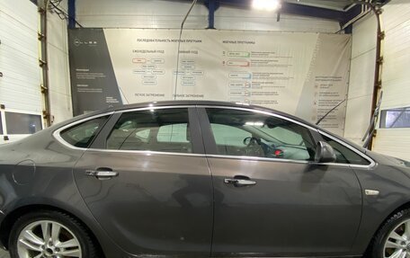 Opel Astra J, 2012 год, 600 000 рублей, 3 фотография