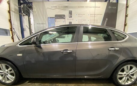 Opel Astra J, 2012 год, 600 000 рублей, 6 фотография