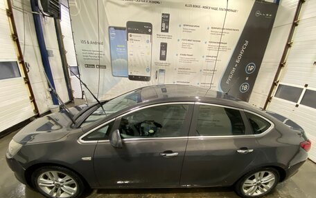 Opel Astra J, 2012 год, 600 000 рублей, 5 фотография