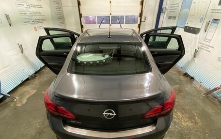 Opel Astra J, 2012 год, 600 000 рублей, 11 фотография