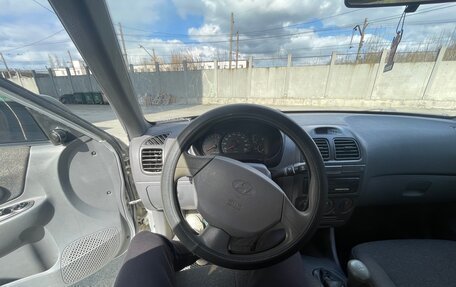 Hyundai Accent II, 2005 год, 300 000 рублей, 2 фотография
