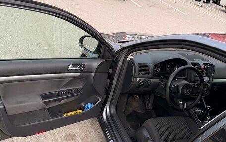 Volkswagen Jetta VI, 2010 год, 650 000 рублей, 11 фотография