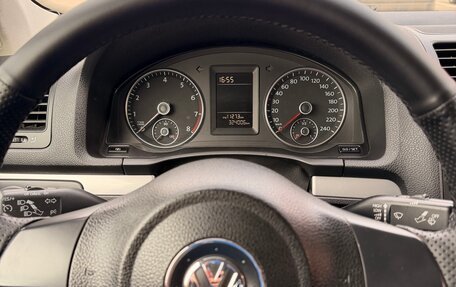 Volkswagen Jetta VI, 2010 год, 650 000 рублей, 26 фотография