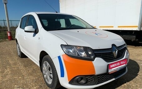 Renault Sandero II рестайлинг, 2018 год, 750 000 рублей, 2 фотография