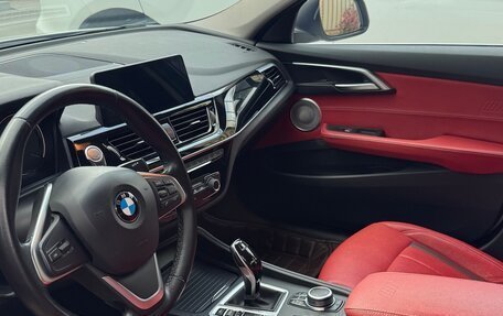 BMW 1 серия, 2021 год, 2 400 000 рублей, 4 фотография