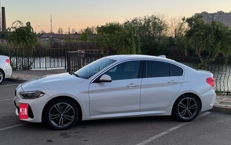 BMW 1 серия, 2021 год, 2 400 000 рублей, 9 фотография