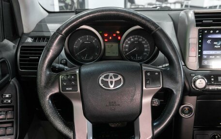 Toyota Land Cruiser Prado 150 рестайлинг 2, 2011 год, 2 449 000 рублей, 4 фотография