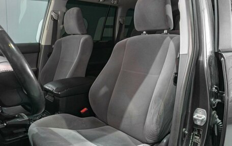 Toyota Land Cruiser Prado 150 рестайлинг 2, 2011 год, 2 449 000 рублей, 18 фотография
