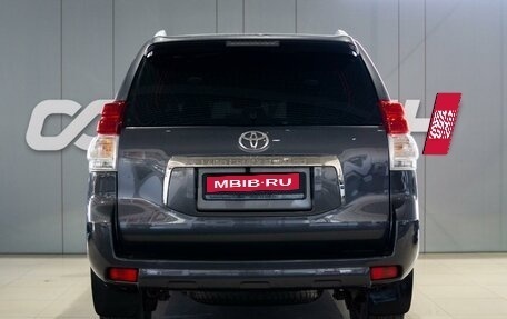 Toyota Land Cruiser Prado 150 рестайлинг 2, 2011 год, 2 449 000 рублей, 12 фотография