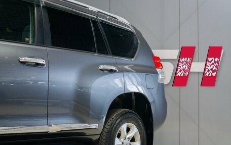 Toyota Land Cruiser Prado 150 рестайлинг 2, 2011 год, 2 449 000 рублей, 15 фотография