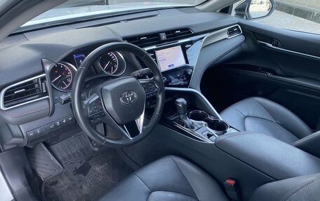 Toyota Camry, 2020 год, 3 249 000 рублей, 8 фотография