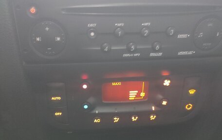 Renault Symbol I, 2007 год, 150 000 рублей, 16 фотография