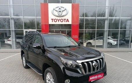 Toyota Land Cruiser Prado 150 рестайлинг 2, 2015 год, 3 690 000 рублей, 3 фотография