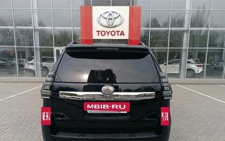 Toyota Land Cruiser Prado 150 рестайлинг 2, 2015 год, 3 690 000 рублей, 6 фотография