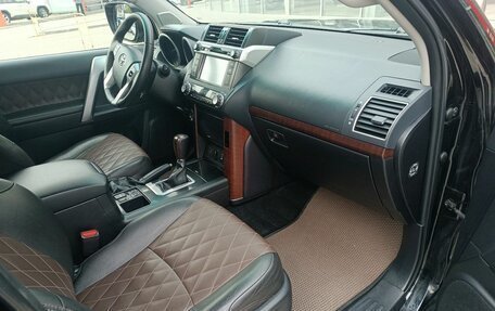Toyota Land Cruiser Prado 150 рестайлинг 2, 2015 год, 3 690 000 рублей, 11 фотография