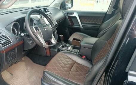 Toyota Land Cruiser Prado 150 рестайлинг 2, 2015 год, 3 690 000 рублей, 10 фотография