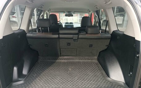 Toyota Land Cruiser Prado 150 рестайлинг 2, 2015 год, 3 690 000 рублей, 14 фотография