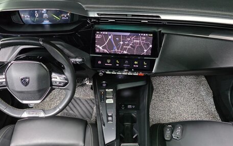 Peugeot 308, 2022 год, 2 420 000 рублей, 6 фотография