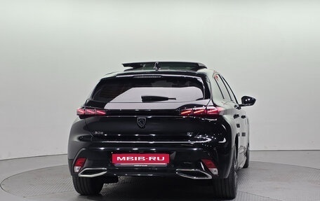 Peugeot 308, 2022 год, 2 420 000 рублей, 4 фотография