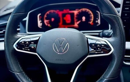 Volkswagen Tiguan II, 2022 год, 2 813 000 рублей, 11 фотография