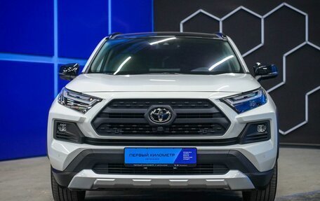 Toyota RAV4, 2024 год, 3 999 000 рублей, 4 фотография