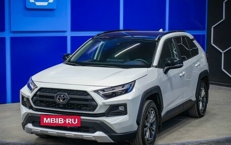 Toyota RAV4, 2024 год, 3 999 000 рублей, 2 фотография