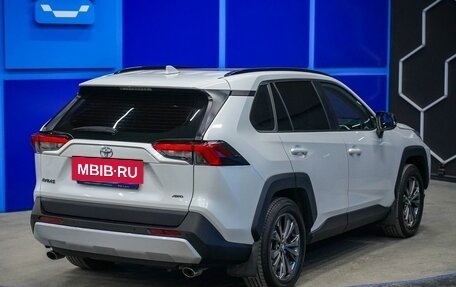 Toyota RAV4, 2024 год, 3 999 000 рублей, 7 фотография