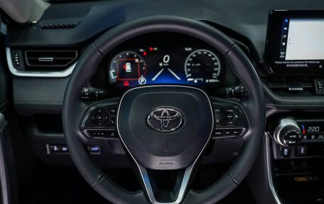 Toyota RAV4, 2024 год, 3 999 000 рублей, 33 фотография