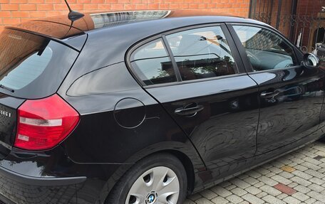 BMW 1 серия, 2009 год, 760 000 рублей, 6 фотография