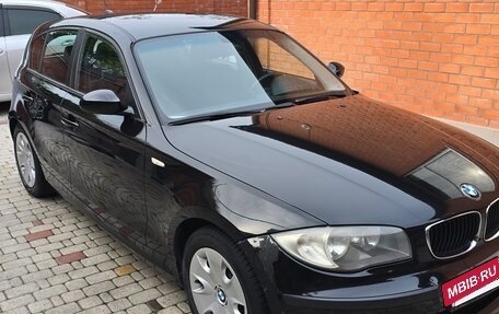 BMW 1 серия, 2009 год, 760 000 рублей, 2 фотография