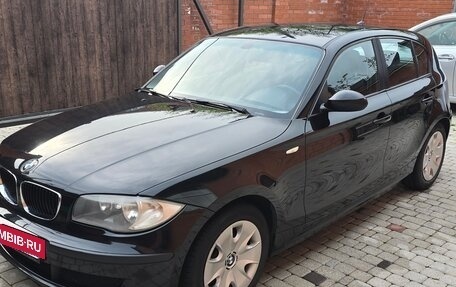 BMW 1 серия, 2009 год, 760 000 рублей, 3 фотография
